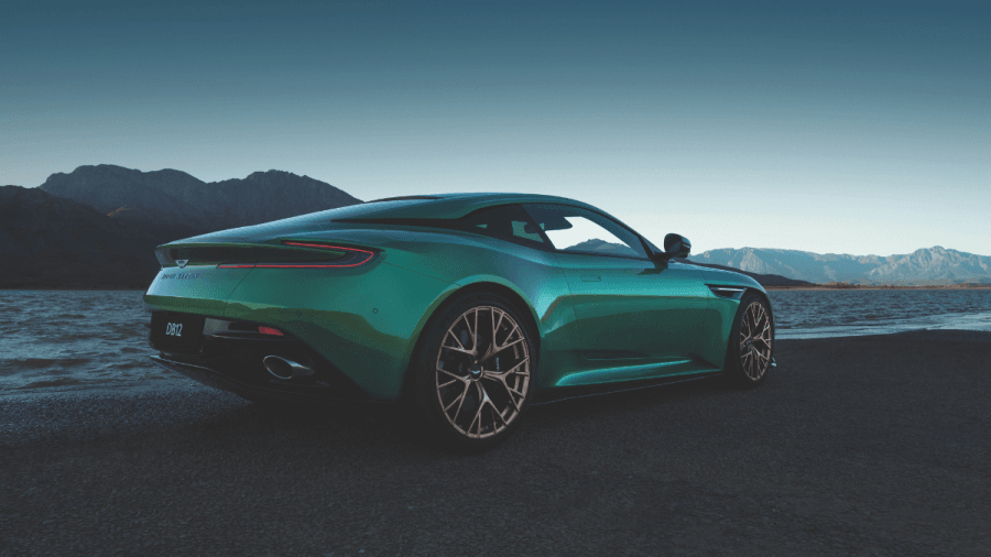 Aston Martin DB 12