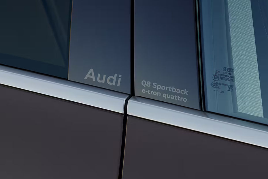 audi-q8-sportback-e-tron-image