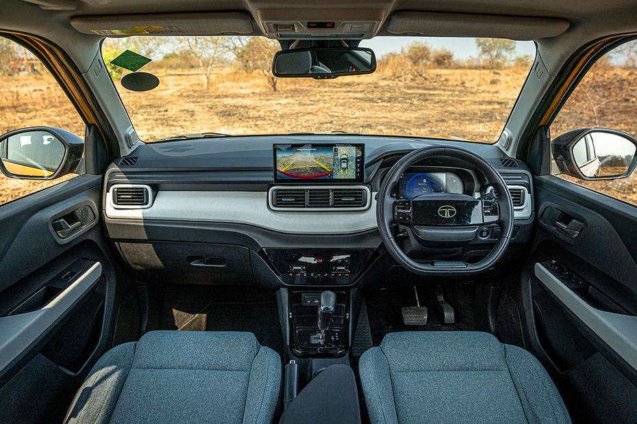 Interior-0