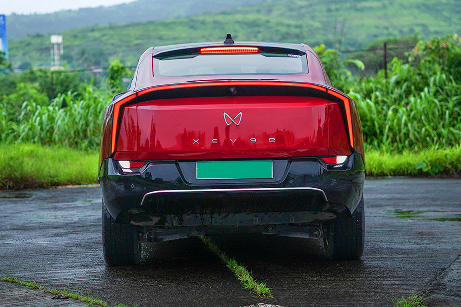 mahindra-xev-9e-image