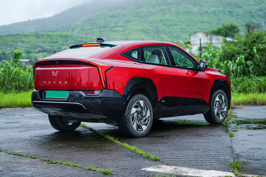 mahindra-xev-9e-image