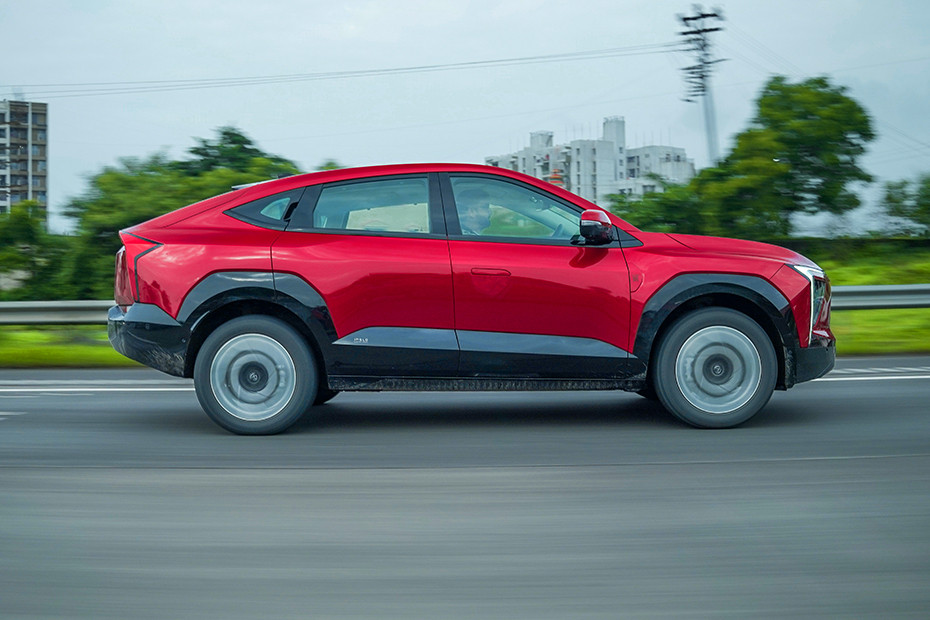 mahindra-xev-9e-image