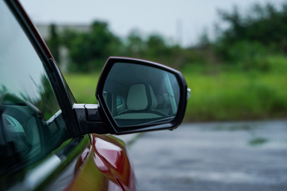 mahindra-xev-9e-image