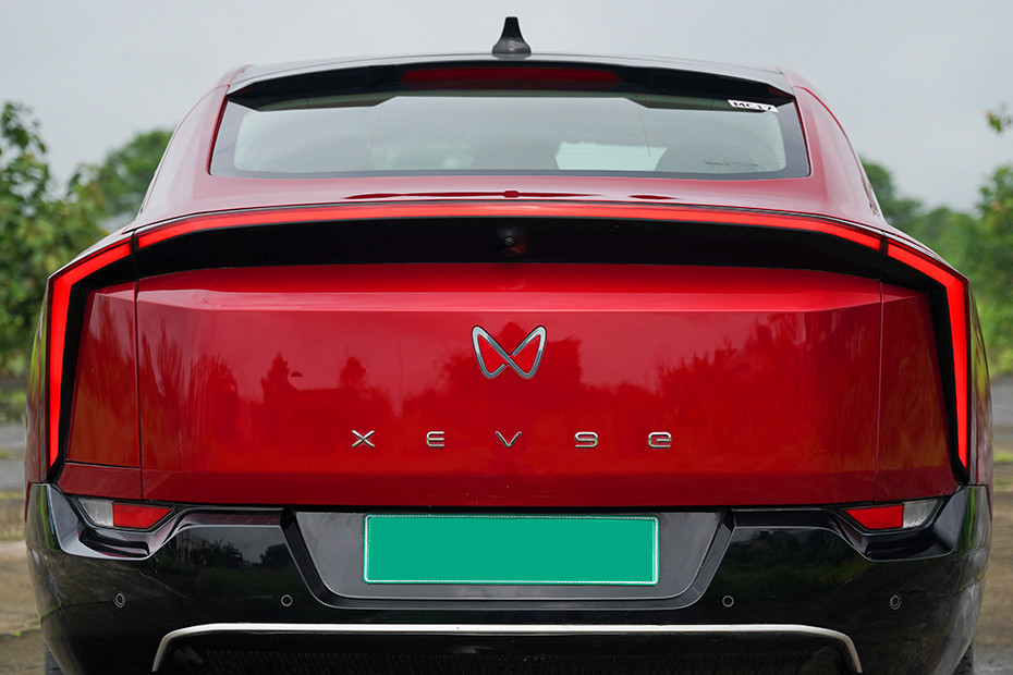 mahindra-xev-9e-image