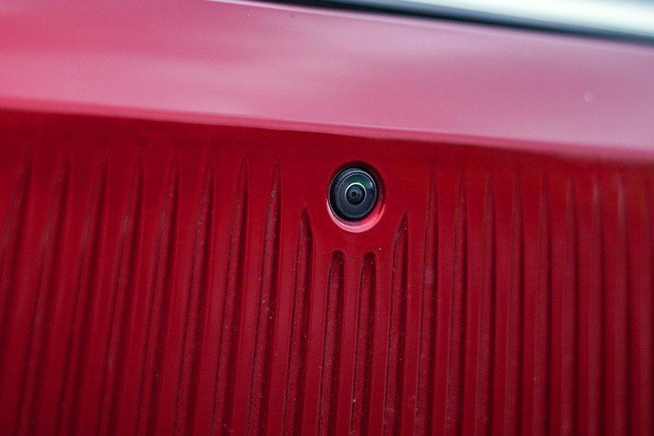 mahindra-xev-9e-image