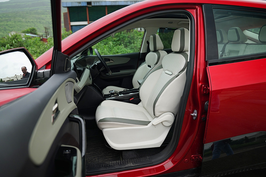 mahindra-xev-9e-image