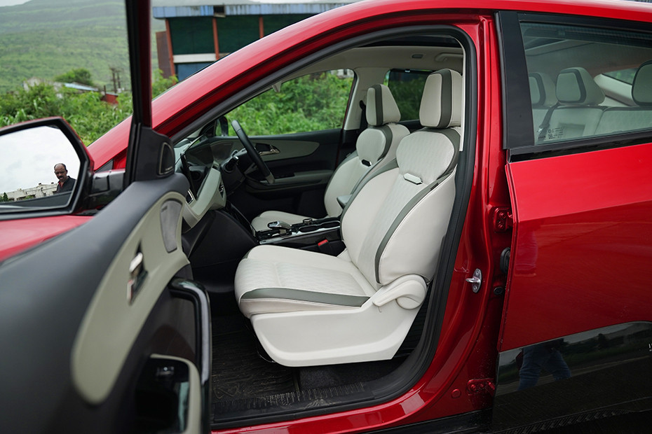 mahindra-xev-9e-image