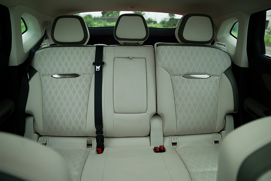 mahindra-xev-9e-image