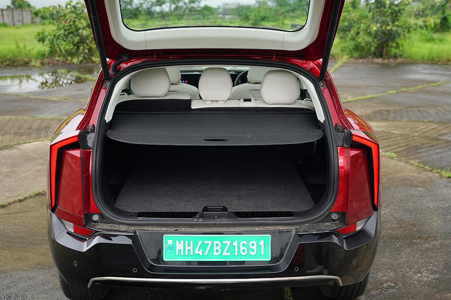 mahindra-xev-9e-image