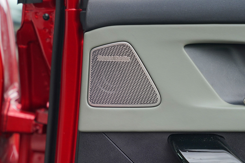 mahindra-xev-9e-image