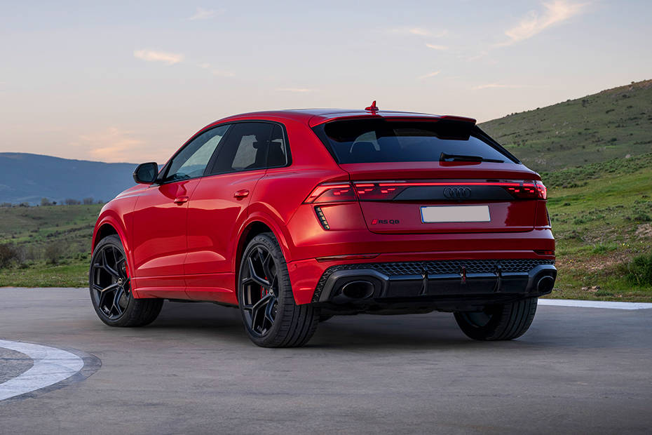 audi-rs-q8-image