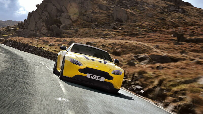 aston-martin-v12-vantage-image