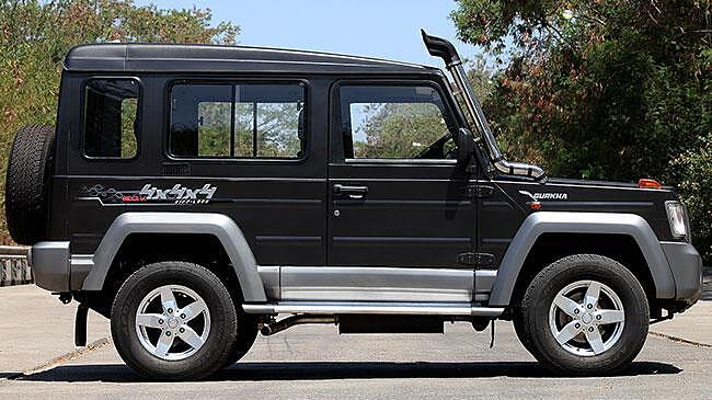 force-motors-gurkha-image