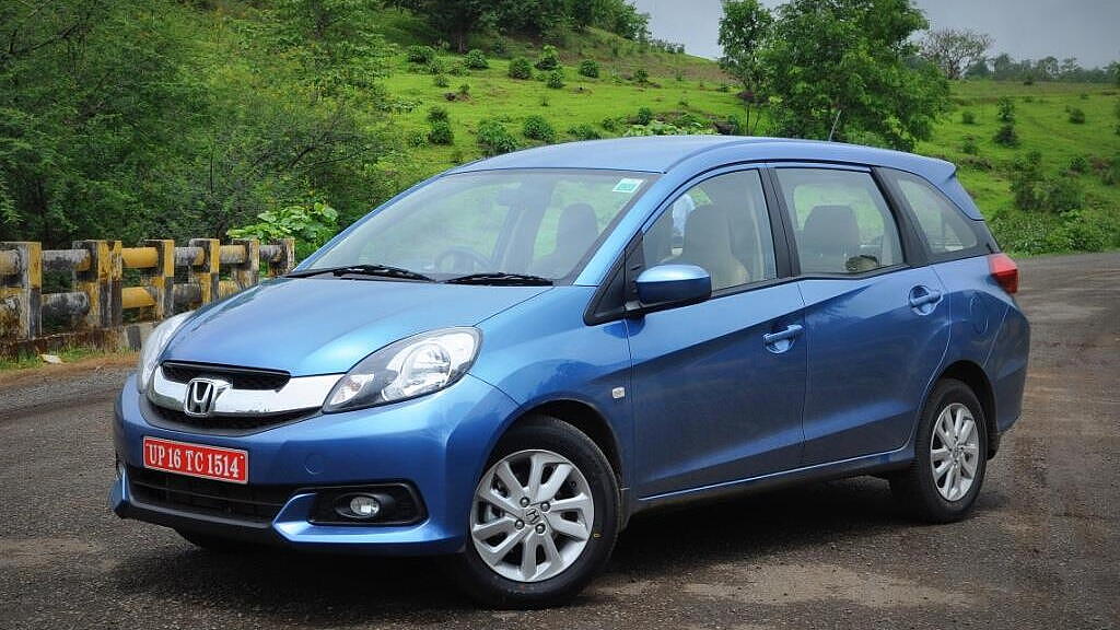 honda-mobilio-image