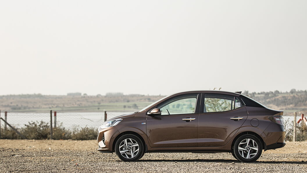hyundai-aura-image