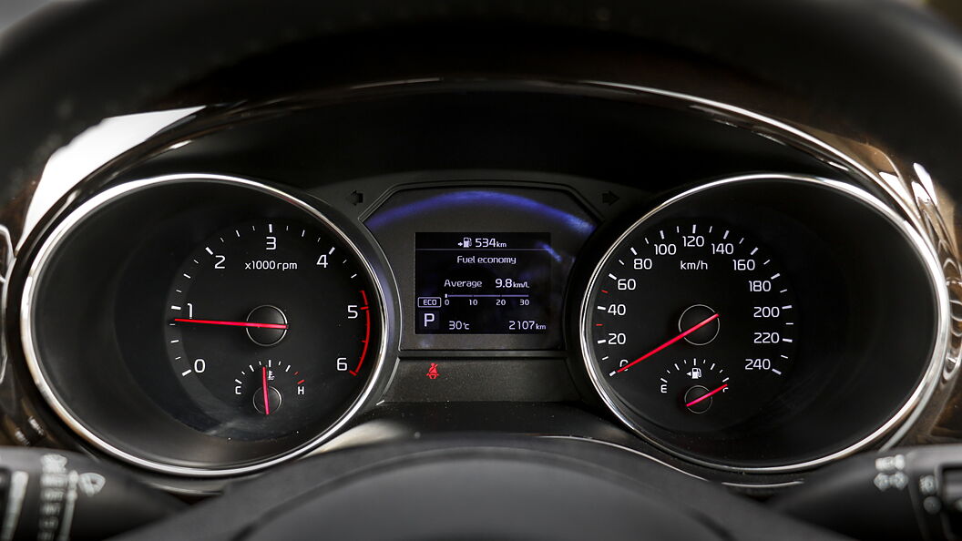 kia-carnival-image