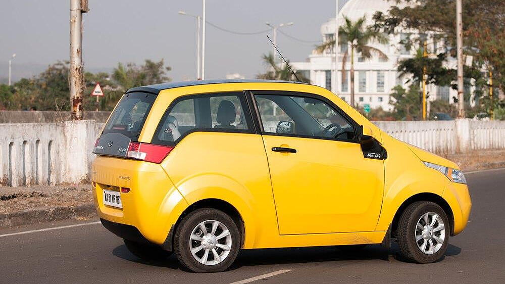 mahindra-e2o-image