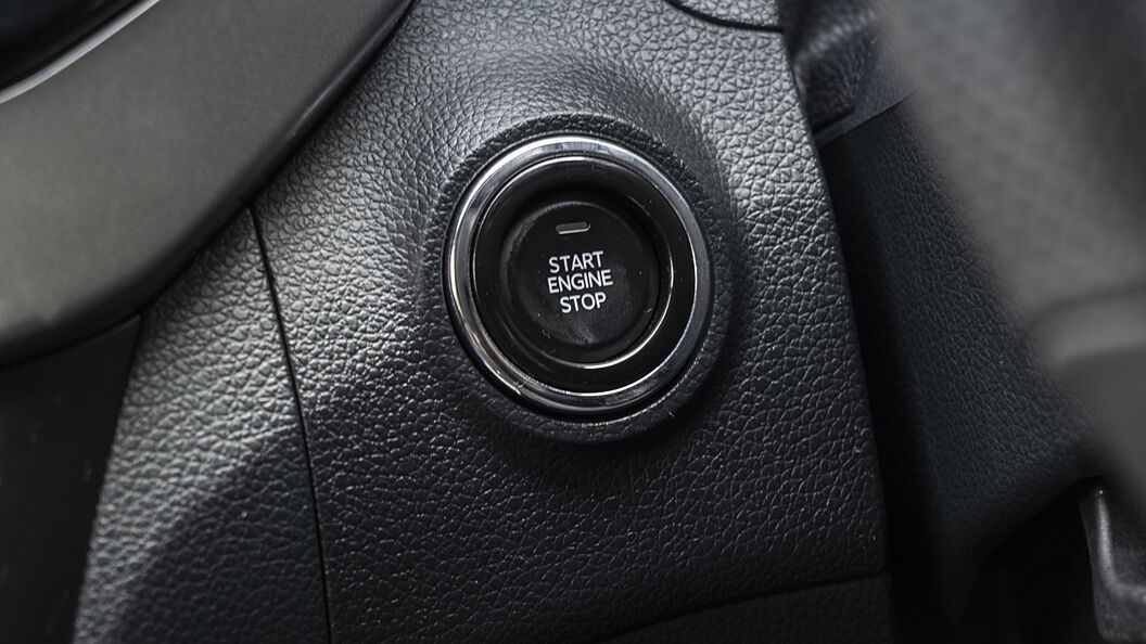 mahindra-xuv300-turbosport-image