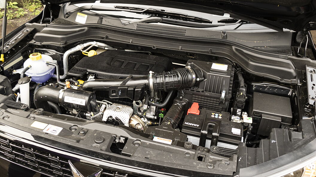 mahindra-xuv300-turbosport-image