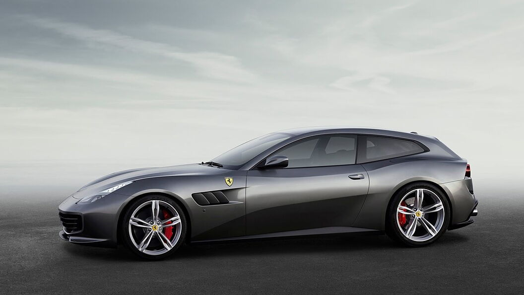 ferrari-gtc4-lusso-image