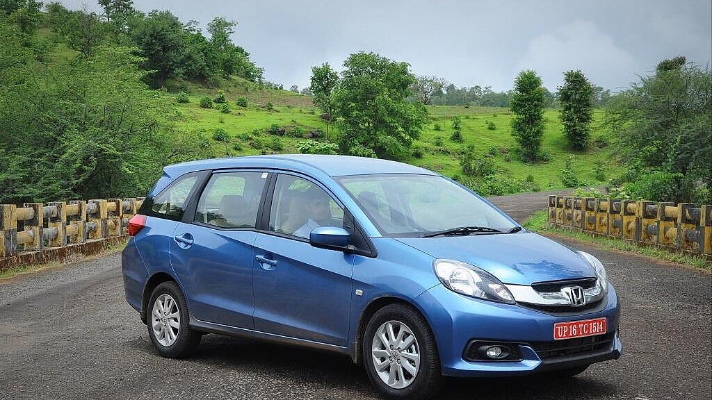 honda-mobilio-image