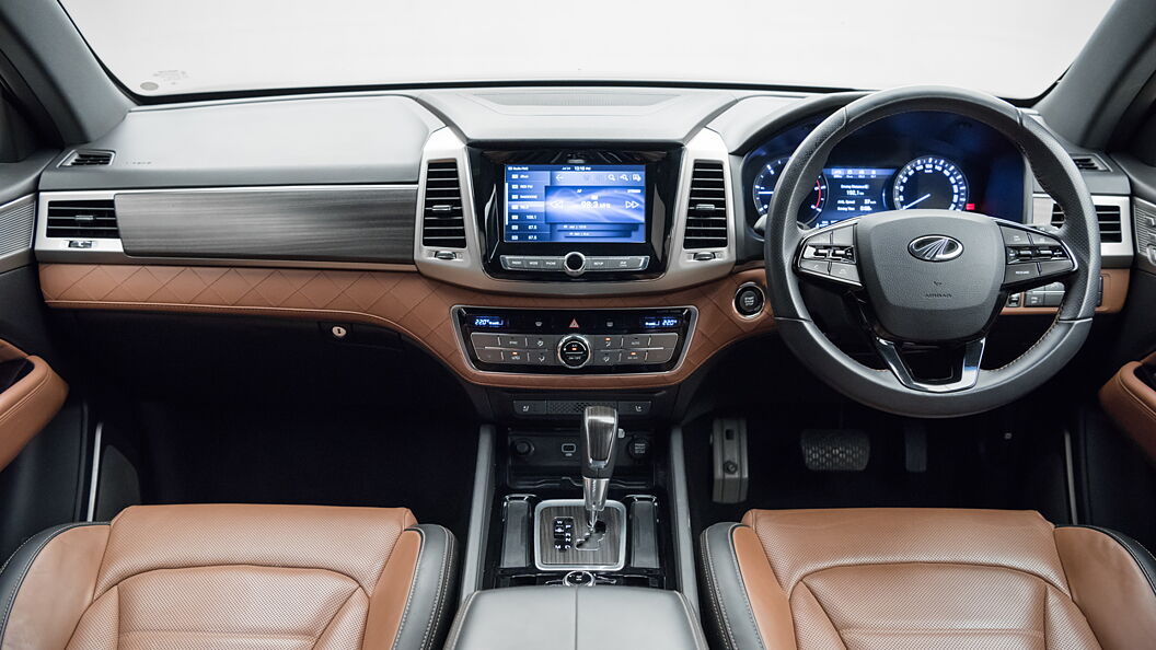 mahindra-alturas-g4-image
