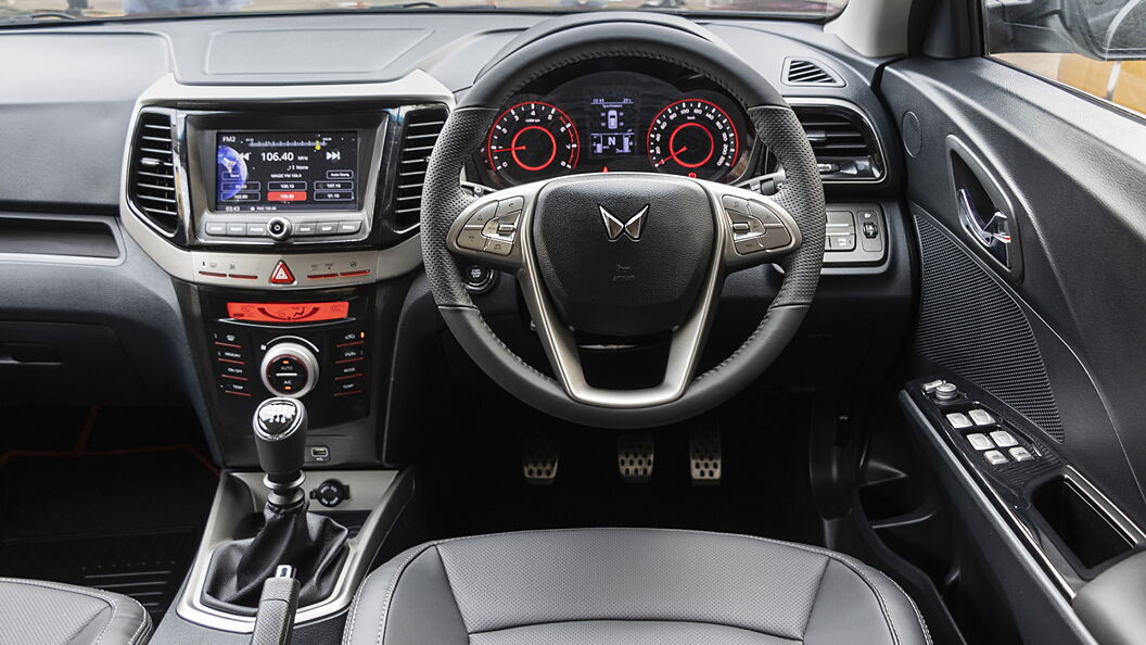 mahindra-xuv300-turbosport-image