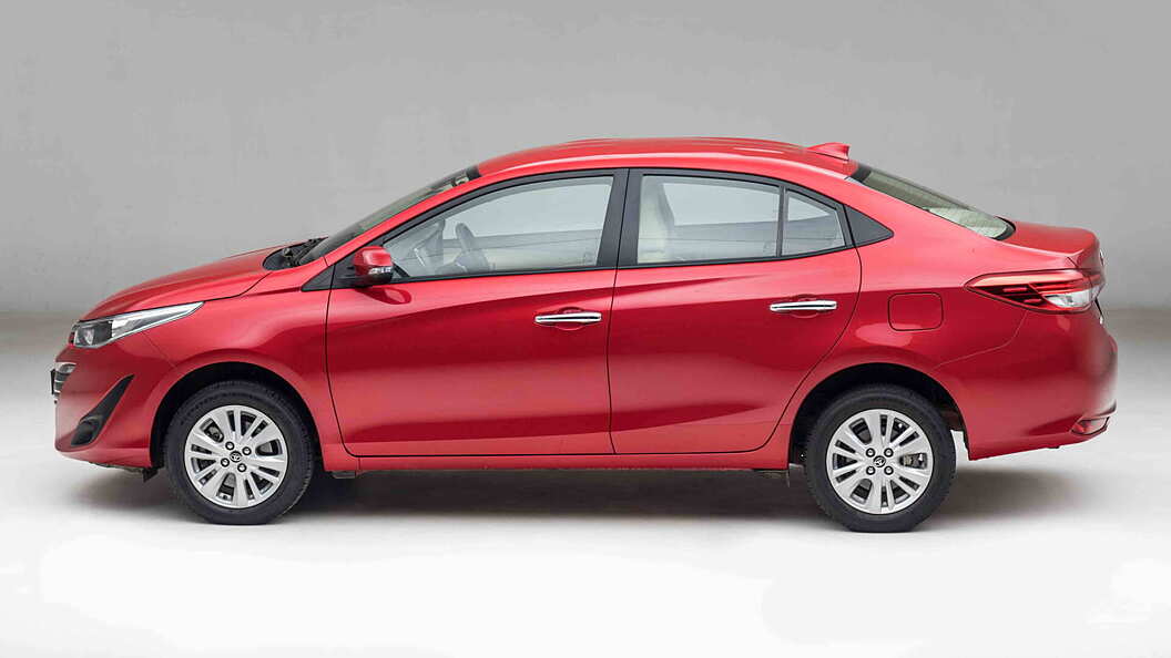 toyota-yaris-image