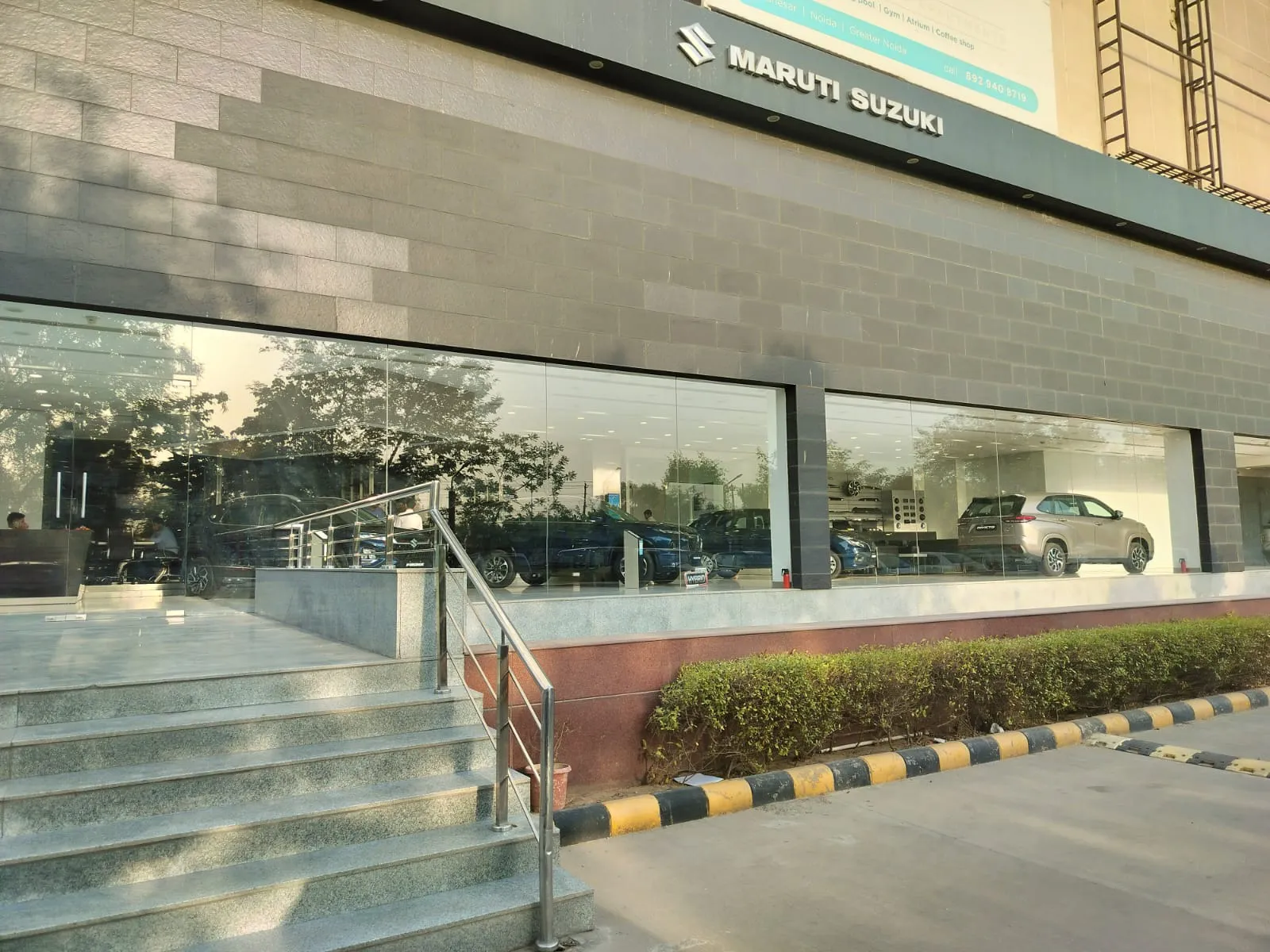 Platinum Motocorp image