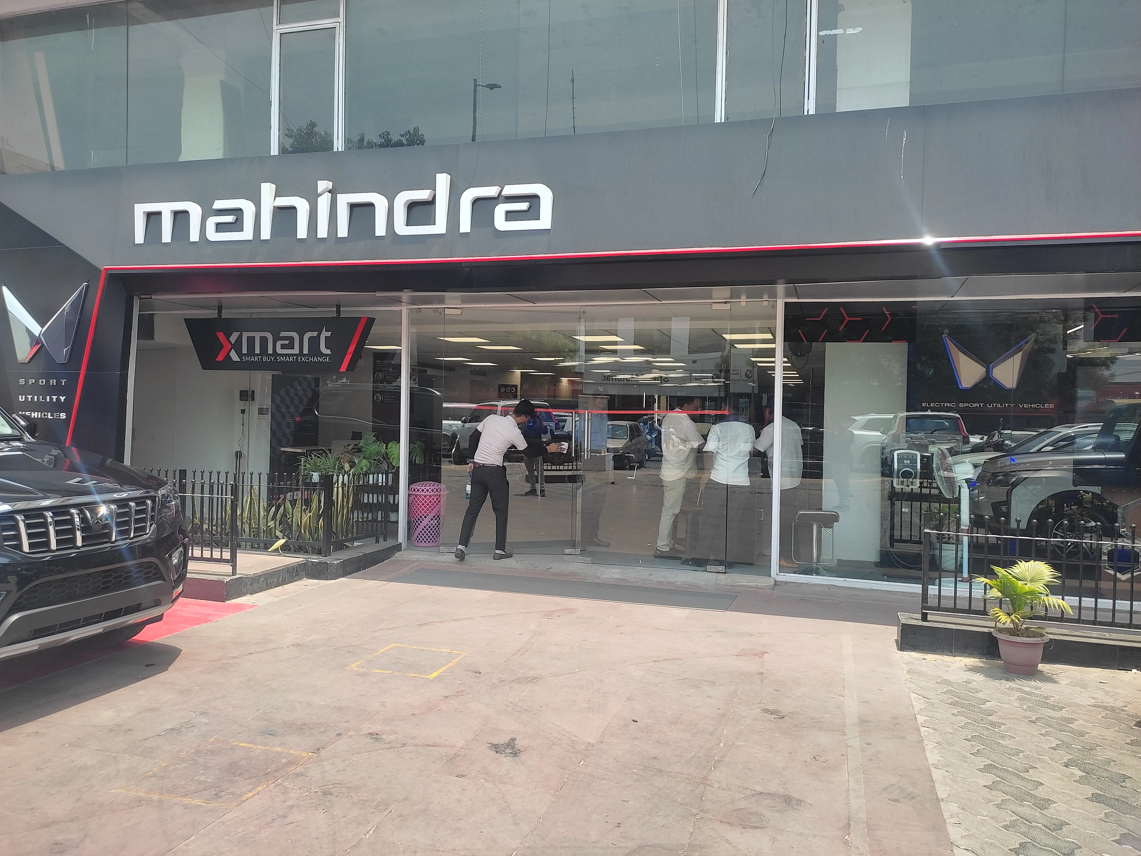 Narain Automobiles image