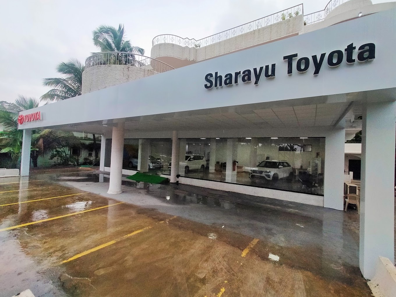 Sharayu Toyota image