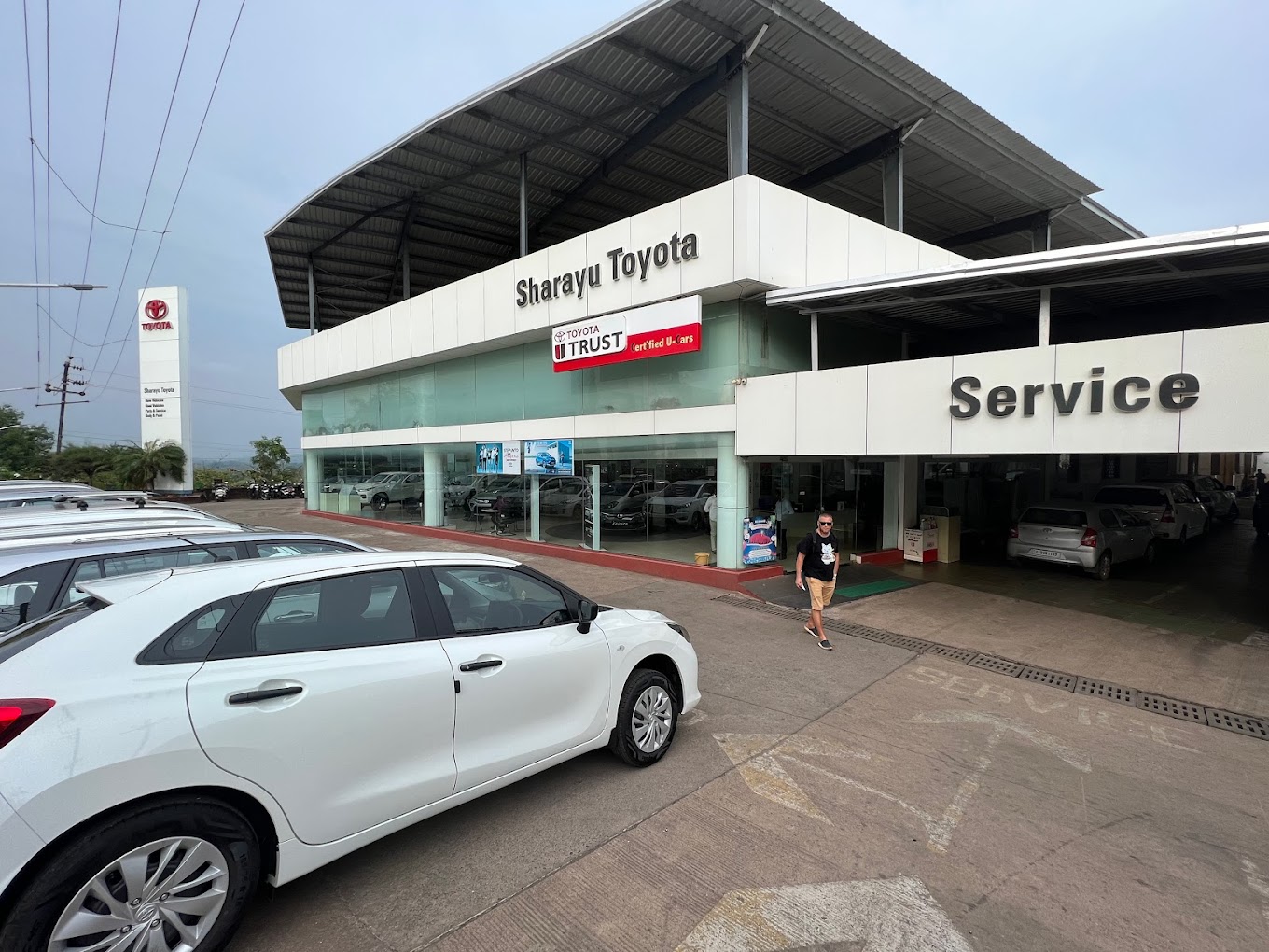 Sharayu Toyota image