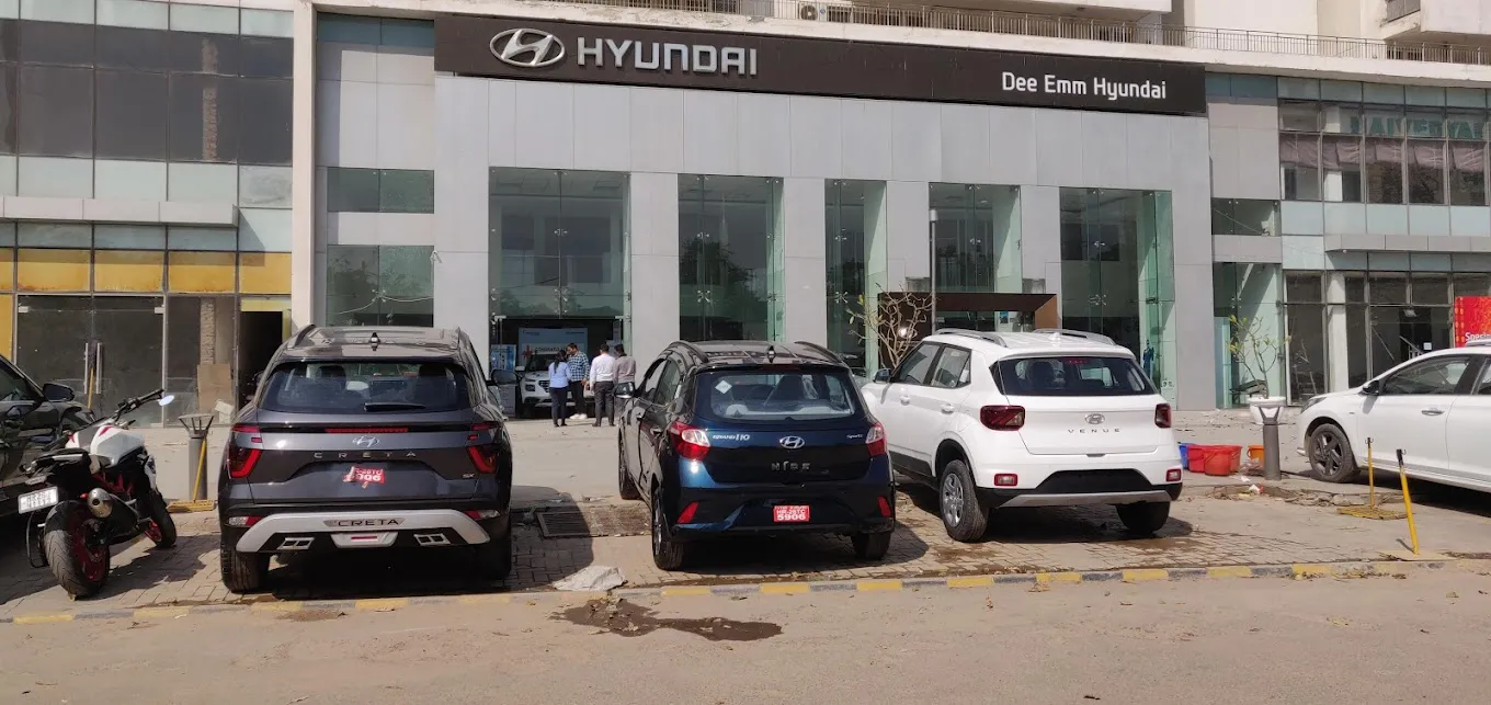Dee Emm Hyundai image