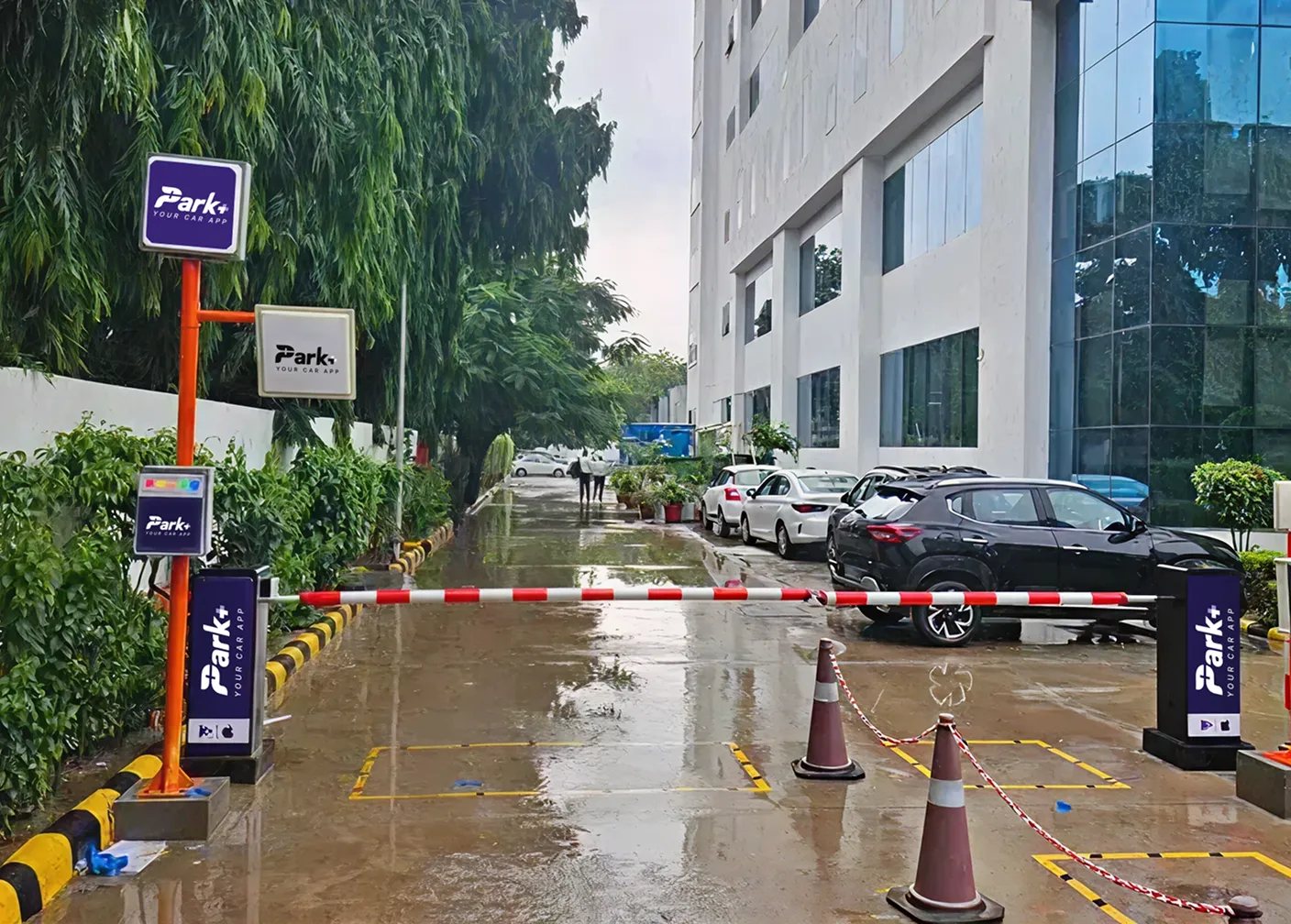 RFID enabled Boom Barrier